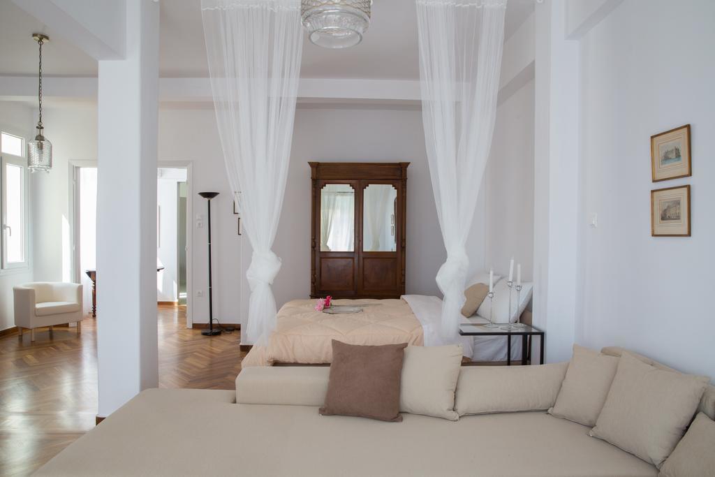 Apartamento Hellenic Hospitality House Atenas Exterior foto