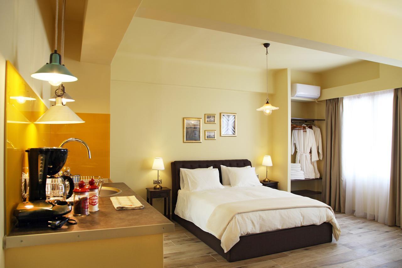Apartamento Hellenic Hospitality House Atenas Exterior foto